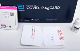 Canada thay đổi quan điểm về dụng cụ xét nghiệm COVID-19 tại nhà