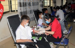 “Chia sẻ yêu thương - Kết nối dòng máu Việt” tại Sơn La