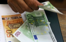 Euro tăng giá cản trở kinh tế châu Âu phục hồi