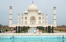 Taj Mahal mở cửa bất chấp số ca nhiễm COVID-19 tăng mạnh