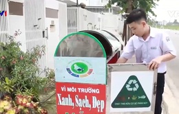 Ấn tượng thùng rác thông minh do học sinh Việt chế tạo