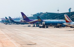 Điều chỉnh nhiều chuyến bay tại sân bay Nội Bài do thời tiết xấu
