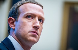 Facebook thắng lớn, nhưng Mark Zuckerberg đã bắt đầu lo lắng