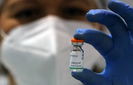 Quốc gia đầu tiên trong EU cấp phép cho vaccine của Trung Quốc