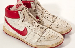 Đôi giày cũ của Michael Jordan được rao bán