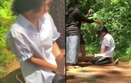 Nữ sinh lớp 7 bị bắt quỳ gối, đánh chảy máu mũi