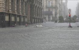 Mưa bão lớn gây lũ lụt nghiêm trọng ở Sicily, ít nhất 2 người thiệt mạng