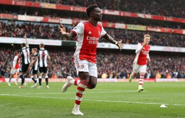 Saka - Martinelli tỏa sáng, Arsenal tìm lại cảm giác chiến thắng