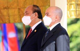Lễ đón trọng thể Chủ tịch nước thăm cấp Nhà nước Vương quốc Campuchia
