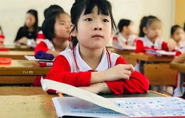 Học sinh lớp 1, 2 tại Hà Nội kiểm tra học kỳ trực tiếp