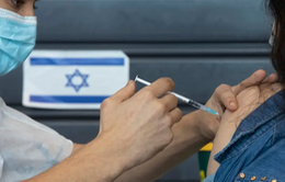 Israel bắt đầu thử nghiệm tiêm mũi vaccine thứ tư