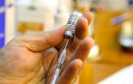 Hà Nội rà soát, tăng cường tiêm vaccine cho các đối tượng nguy cơ mắc COVID-19