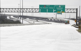 Mỹ ban bố tình trạng thảm họa tại bang Texas do bão tuyết