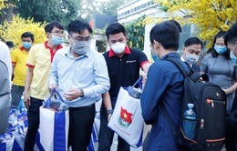 "Chuyến xe sum vầy" đưa hơn 2.000 sinh viên có hoàn cảnh khó khăn về quê đón Tết