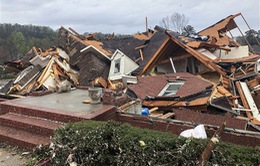 Lốc xoáy kinh hoàng tấn công Alabama (Mỹ), ít nhất 5 người thiệt mạng