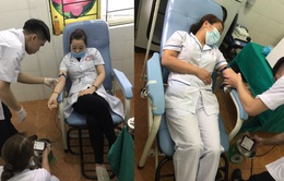 Nhân viên y tế hiến máu cứu sản phụ chửa ngoài tử cung vỡ