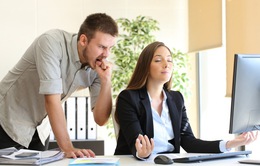 7 cách đối phó hiệu quả với đồng nghiệp xấu tính