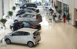 Thị trường ô tô sụt giảm do ảnh hưởng của COVID-19