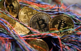 Vì sao Bitcoin bị bán tháo?