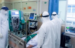 Cấp cứu thành công bệnh nhân COVID-19 nguy kịch phải thở máy