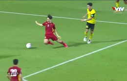 Văn Toàn nói gì về quả penalty gây tranh cãi giúp ĐT Việt Nam thắng Malaysia?