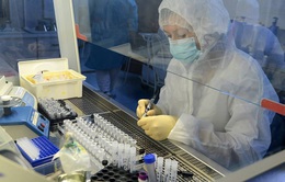 Nga đẩy nhanh tiến độ sản xuất vaccine ngừa COVID-19