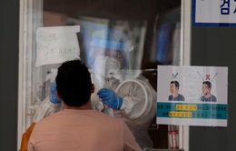 Hàn Quốc ghi nhận hơn 1.300 nhiễm mới trong ngày thứ hai liên tiếp
