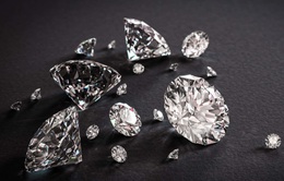 Vựa kim cương lớn nhất thế giới chật vật đáp ứng nhu cầu trong mùa dịch