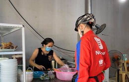 TP Hồ Chí Minh ‘mở lối’ cho người dân khi tạm dừng các dịch vụ ăn uống mang về