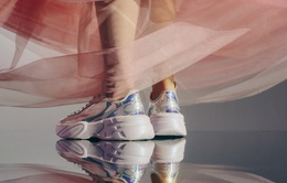 Đôi giày lấy cảm hứng nàng Cinderella thế hệ mới