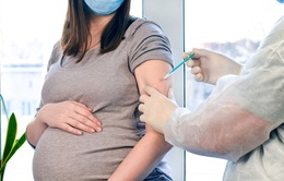 Tiêm vaccine phòng COVID-19 cho thai phụ: Lợi ích nhiều hơn nguy cơ