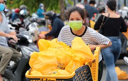 TP Hồ Chí Minh siết chặt giãn cách, các siêu thị cung ứng hàng hoá thế nào?