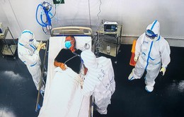 Bệnh viện Trung ương Huế đưa robot vào điều trị bệnh nhân COVID-19 ở Trung tâm Hồi sức tích cực tại TP. Hồ Chí Minh