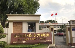Chủ tịch huyện ở Bà Rịa-Vũng Tàu đi làm lại sau một ngày nộp đơn từ chức