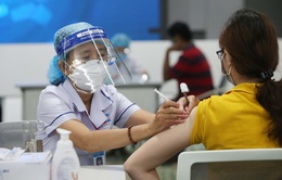 TP. Hồ Chí Minh: 31 điểm tiêm vaccine phòng COVID-19 xuyên Tết
