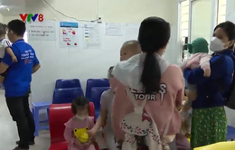 Đà Nẵng: Bệnh nhi nhập viện tăng cao, bệnh viện quá tải