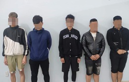 Bắt 5 kẻ trộm điện thoại trong đêm mưa lũ ở Đà Nẵng, tìm người được "tặng"