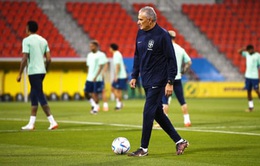 HLV ĐT Brazil nhắc học trò "phải ra dáng ứng viên vô địch World Cup 2022"