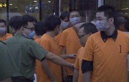 Công an TP Hồ Chí Minh trục xuất 12 người nước ngoài nhập cảnh trái phép