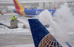 Các hãng hàng không hủy 2.700 chuyến bay ở Mỹ do bão tuyết