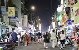 Trải nghiệm phố ẩm thực đêm mới ở TP Hồ Chí Minh