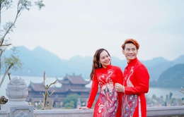MC Hồng Phúc cùng vợ diện áo dài đi khắp Việt Nam