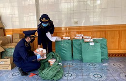 Quảng Ninh: Bắt giữ đối tượng vận chuyển 400 hộp thuốc hỗ trợ điều trị COVID-19 nhập lậu