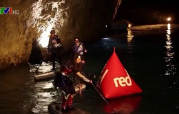 Đua thuyền trên hồ nước ngầm lớn nhất châu Âu