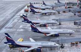Mỹ cấm vận hàng không Nga