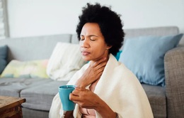 Phân biệt 5 nguyên nhân đau họng không sốt, không phải COVID-19