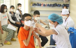 Ngày 17/4, Hà Nội tiêm vaccine Moderna cho 6.551 học sinh lớp 6