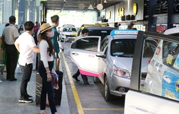 Sân bay Tân Sơn Nhất lên phương án bổ sung xe taxi phục vụ khách