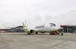 Máy bay mới xuất xưởng của Airbus có mặt tại Hà Nội