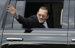 Sao Hollywood bùng nổ sau tin Johnny Depp thắng kiện